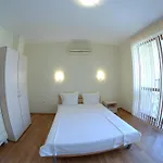 Oasis Kamchia شقة