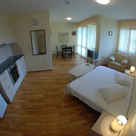 Oasis Kamchia Daire *