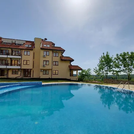 Apartment Oasis Kamchia *