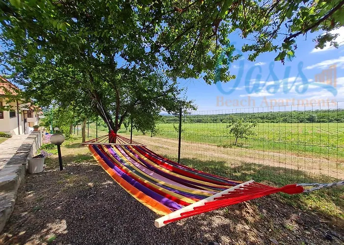 Апартамент оазис бийч Камчия