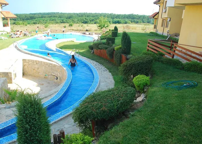 Апартамент оазис бийч Камчия